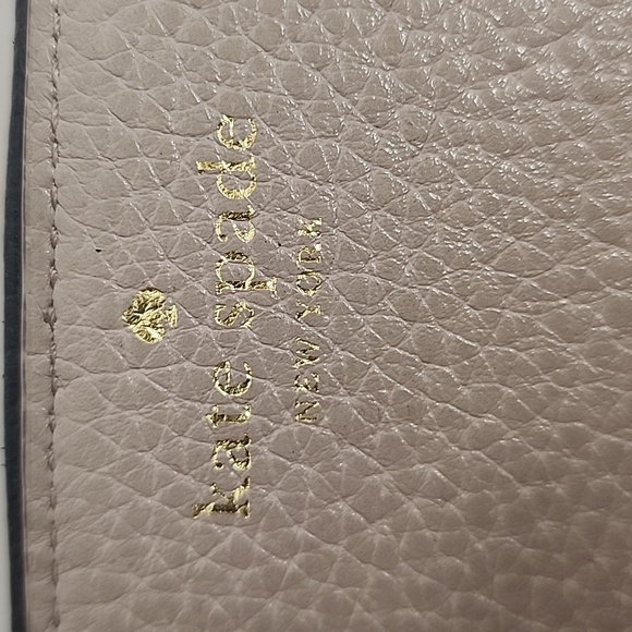 Kate Spade Vintage Gray/taupe Leather compact Wallet. Minimalist. - Picture 2 of 8